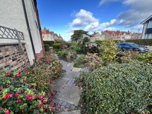 Photo 27- click for photo gallery